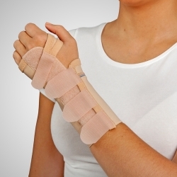 Protège-poignet...